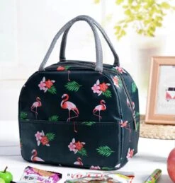 Koeltas - Lunchtas - Volwassenen En Kinderen - Compact & Handig: Zomer - Picknick -School - Lunch - Werk - Zwart Flamingo 14 Koeltas - Lunchtas - Volwassenen En Kinderen - Compact & Handig: Zomer - Picknick -School - Lunch - Werk - Zwart Flamingo -Buitenkampeer Winkel 1145x1200