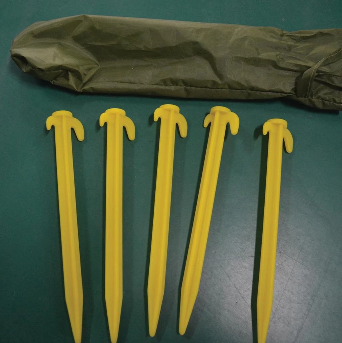 FisherPro Karpertent Met Stormcover – Vistent – Tent - Bescherming Tegen Zon En Wind – 100% Waterdichte Stormhoes – Met Handige Meeneemtas – Ook Geschikt Als Strandtent Of Festivaltent – Extra Veiligheid En Warmte Door Stormcover 12 FisherPro Karpertent Met Stormcover – Vistent – Tent - Bescherming Tegen Zon En Wind – 100% Waterdichte Stormhoes – Met Handige Meeneemtas – Ook Geschikt Als Strandtent Of Festivaltent – Extra Veiligheid En Warmte Door Stormcover - Afbeelding 10