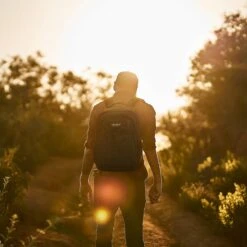Koelrugtas - 23L - Wandelrugzak - Dagrugzak - Outdoor Rugzak - Dames & Heren - Zwart 16 Koelrugtas - 23L - Wandelrugzak - Dagrugzak - Outdoor Rugzak - Dames & Heren - Zwart -Buitenkampeer Winkel 1200x1200 254
