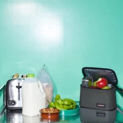 Eastpak Oval Lunch Koeltas Black -Buitenkampeer Winkel 1200x1200 280