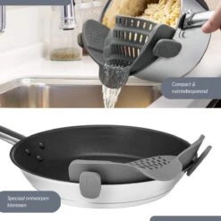 SensaHome- Siliconen Vergiet - Keuken Afgietdeksel - Afgiethulp - Siliconen - BPA Vrij - Grijs 27 SensaHome- Siliconen Vergiet - Keuken Afgietdeksel - Afgiethulp - Siliconen - BPA Vrij - Grijs -Buitenkampeer Winkel 1200x1200 600