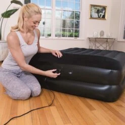 Bestway Luchtbed Tritech Premium+ - 2 Persoons - Ingebouwde Pomp - Extra Dik - Stevige Constructie 26 Bestway Luchtbed Tritech Premium+ - 2 Persoons - Ingebouwde Pomp - Extra Dik - Stevige Constructie -Buitenkampeer Winkel 1200x1200 712