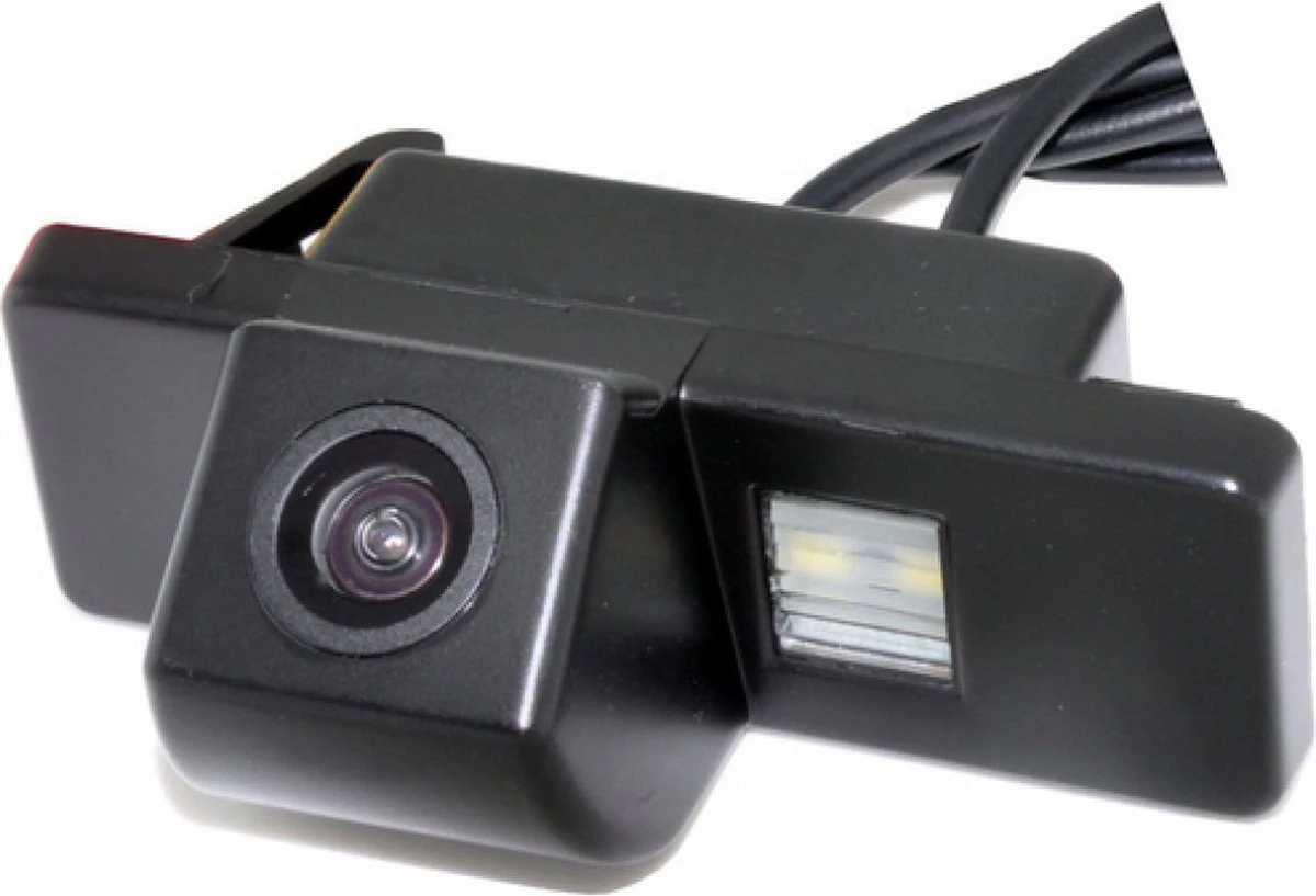 Achteruitrijcamera Op Plek Van Kentekenverlichting (zonder Display) / 658x462 Pixels / Kleur 3 Achteruitrijcamera Op Plek Van Kentekenverlichting (zonder Display) / 658x462 Pixels / Kleur