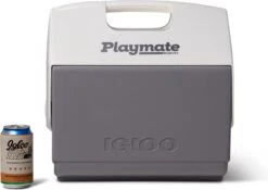 Igloo Playmate Elite - Kleine Koelbox - 15,2 Liter - Grijs 20 Igloo Playmate Elite - Kleine Koelbox - 15,2 Liter - Grijs -Buitenkampeer Winkel 1200x851