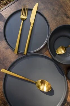 Bo-Camp Industrial - Servies - Patom - 100% Melamine - 16-Delig Servies 11 Bo-Camp Industrial - Servies - Patom - 100% Melamine - 16-Delig Servies -Buitenkampeer Winkel 795x1200 2